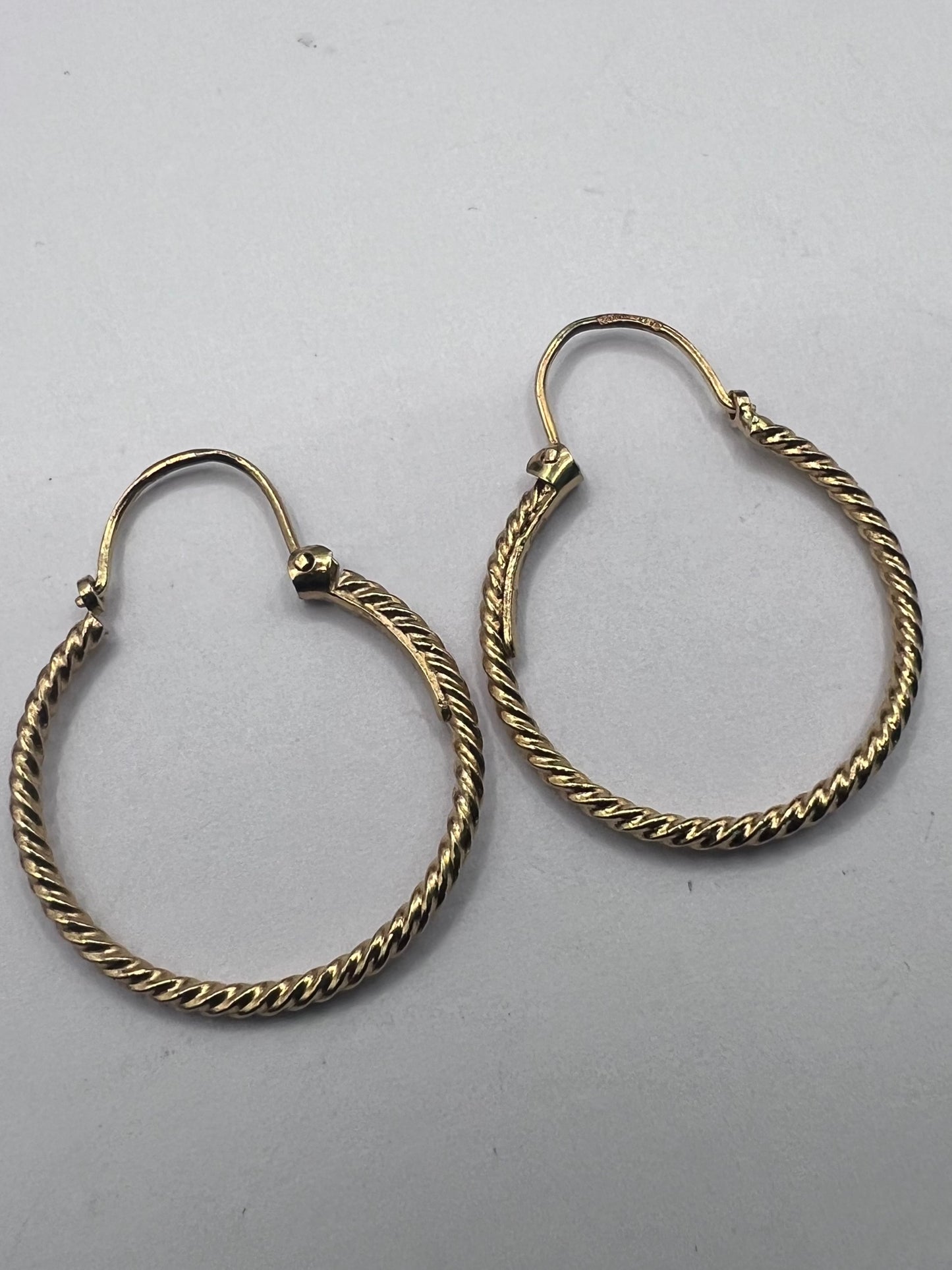 Vintage 9ct Yellow Gold Italian Hoop Earrings • 2.25 Grams