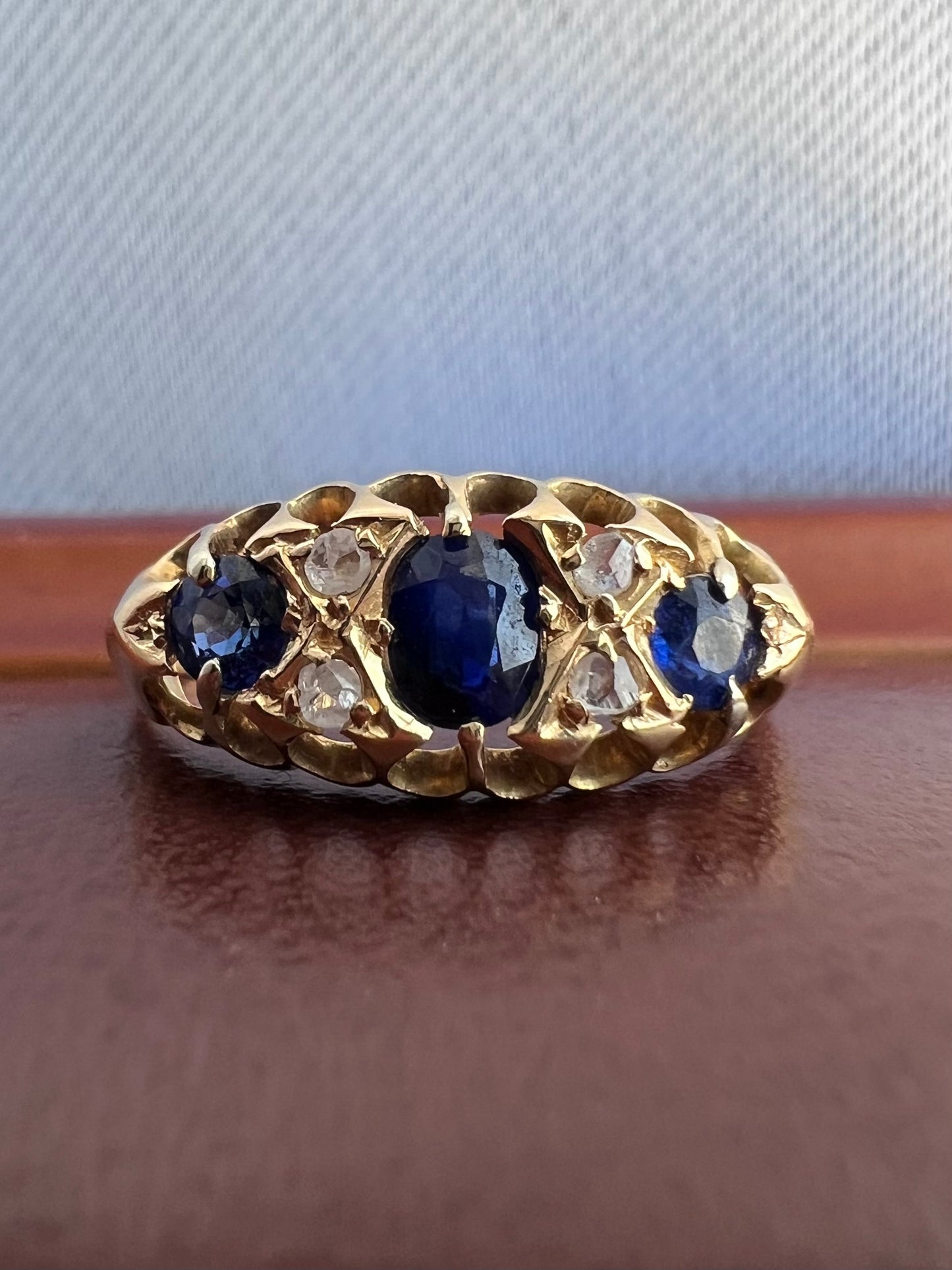 Antique 18ct Yellow Gold Sapphire & Diamond Ring - M½