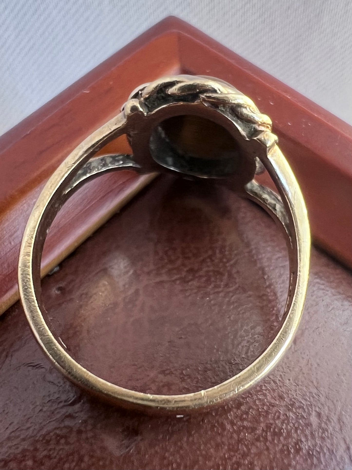 Vintage 9ct Yellow Gold Tiger Eye Ring - M½