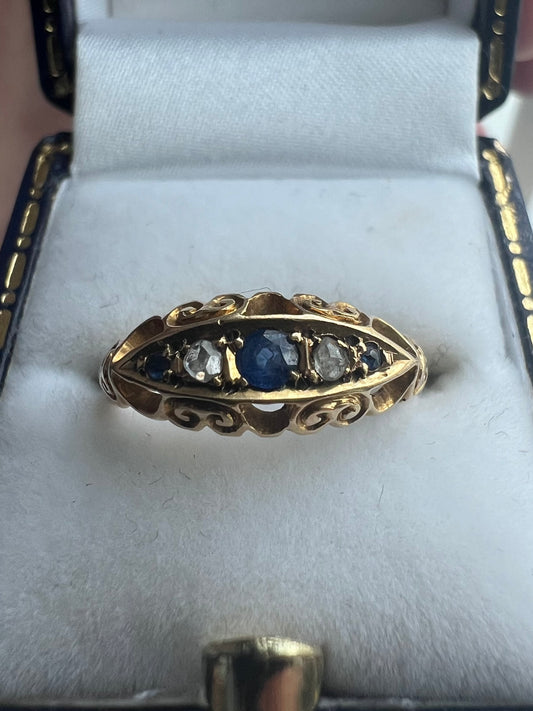 Antique 18ct Yellow Gold Sapphire & Diamond Ring - K½