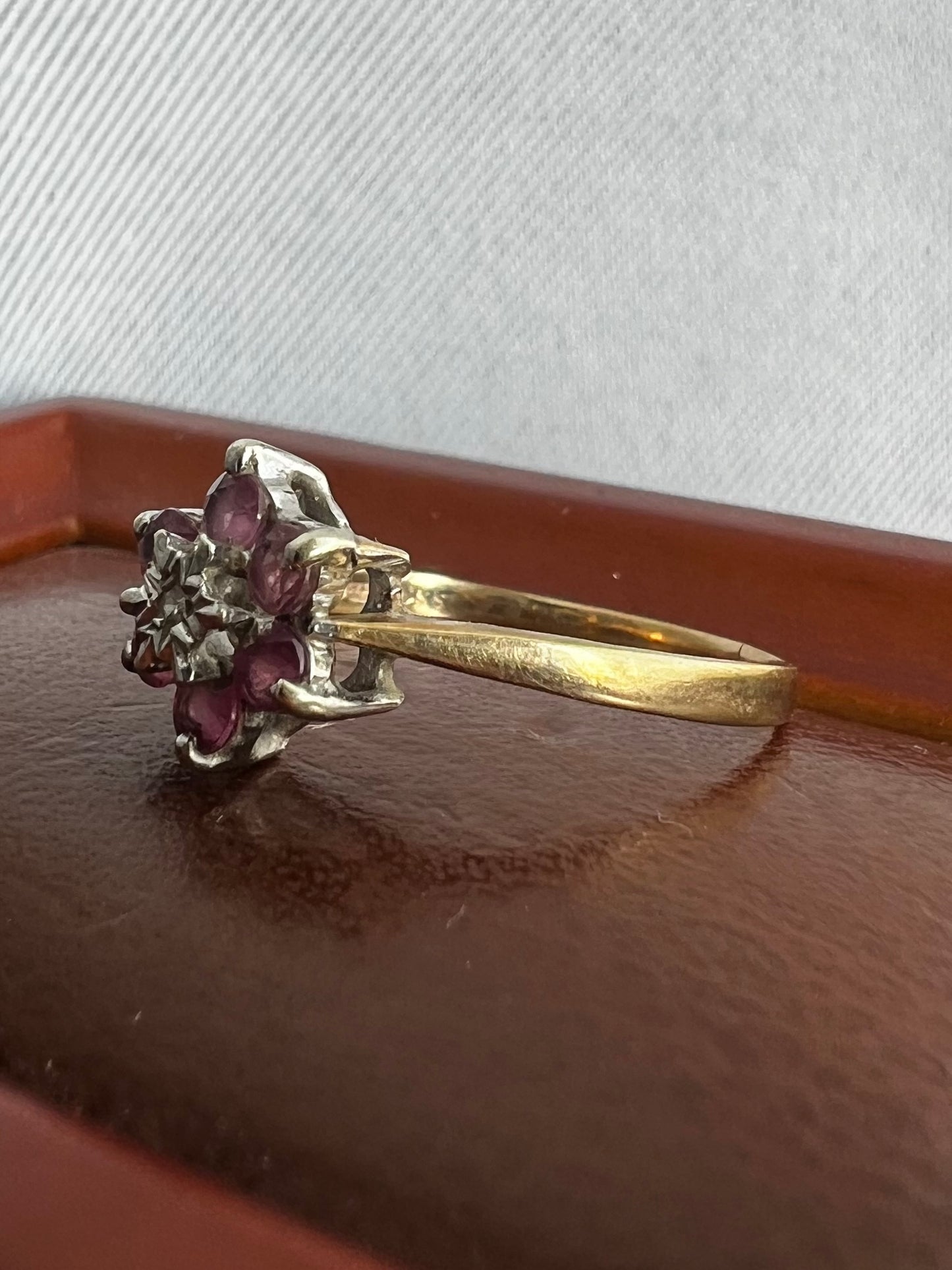 Vintage 9ct Yellow Gold Ruby & Diamond Flower Ring ~ 1.33 Grams ~ Size - O