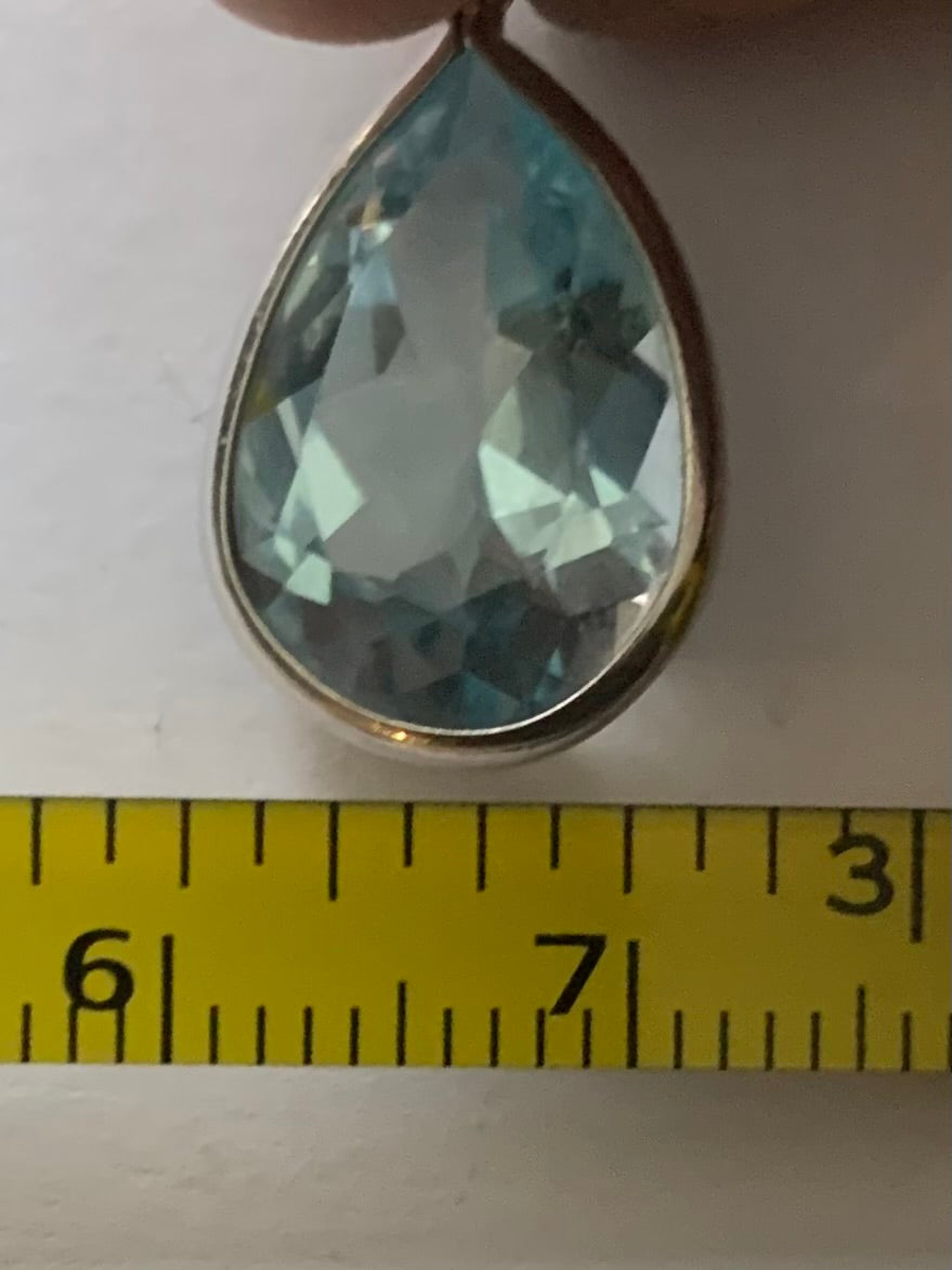 Quality 18ct White Gold Framed Huge 7ct Pear Cut Aquamarine Pendant