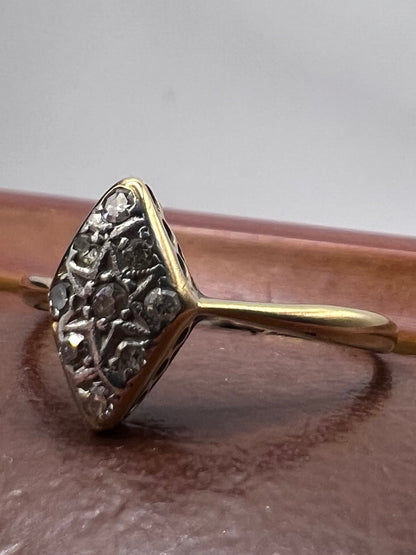 Antique 18ct Yellow Gold Diamond Cluster Ring - L