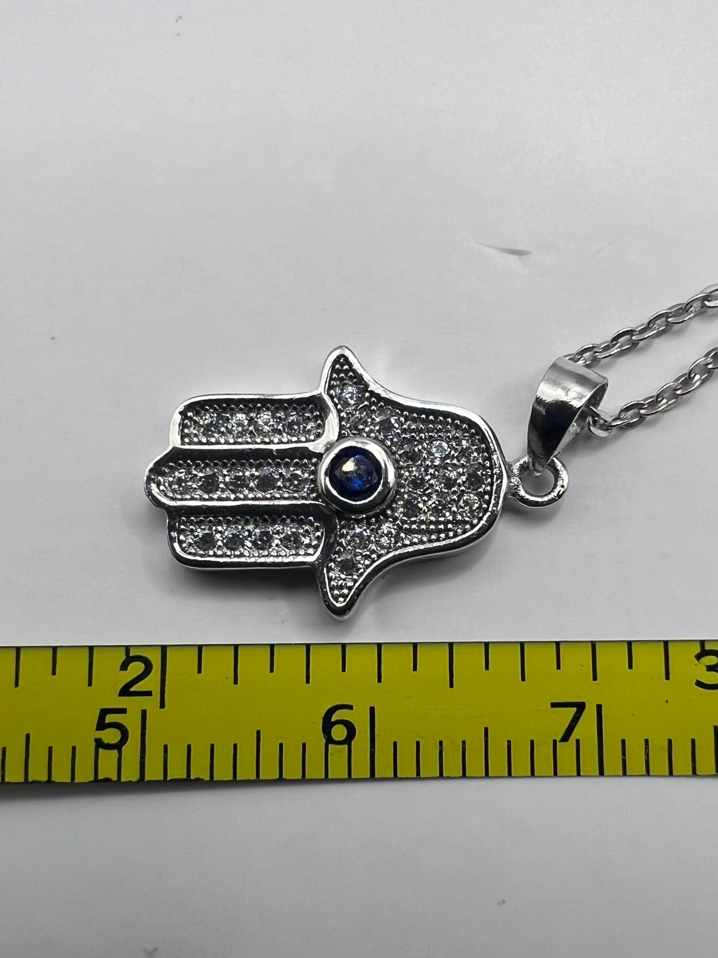 Quality 925 Sterling Silver Stone Set Hamsa Hand & Chain - 3.09 Grams