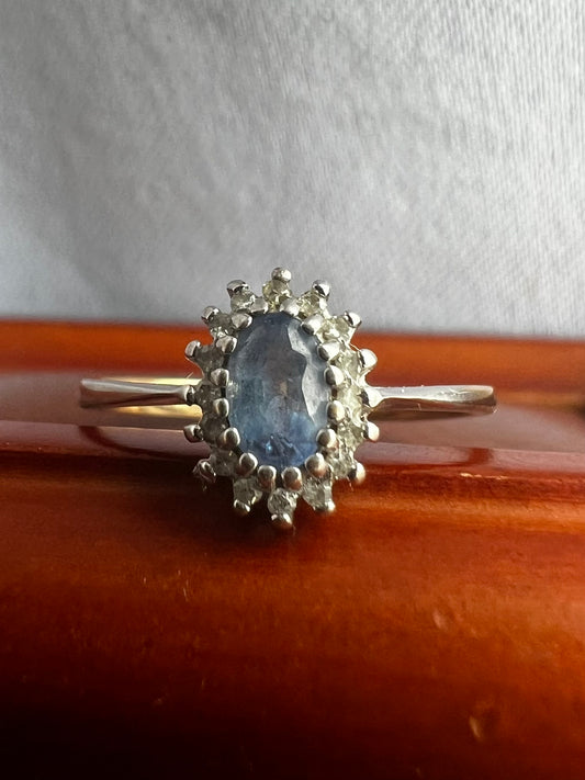 Vintage 9ct Yellow Gold Sapphire & Diamond Cluster Ring - J½