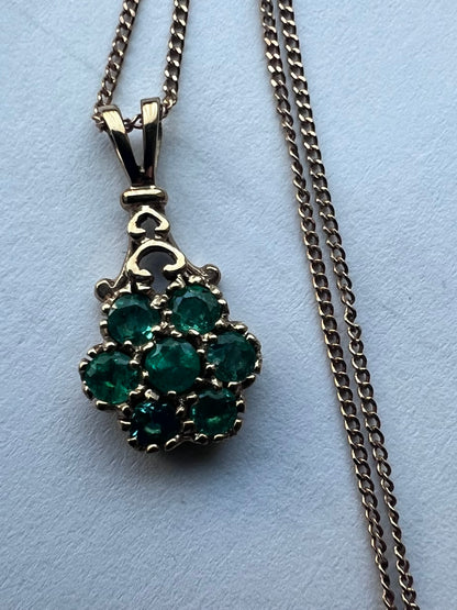 Quality 9ct Emerald Cluster Pendant & Chain