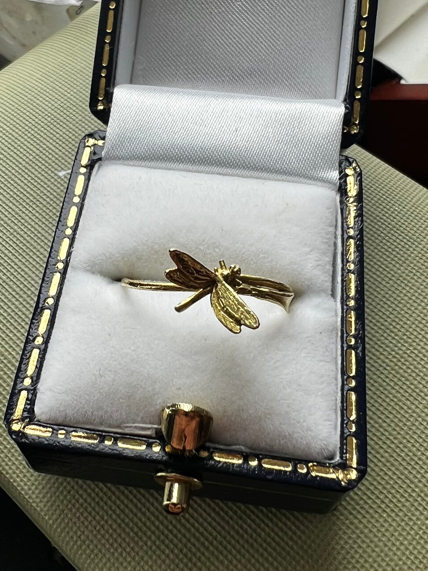 Alex Monroe 18ct Yellow Gold Dragon Fly Ring ~ N½