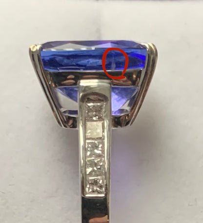 Stunning 18ct White Gold 7ct Tanzanite & Diamond Ring ~ Size - L½