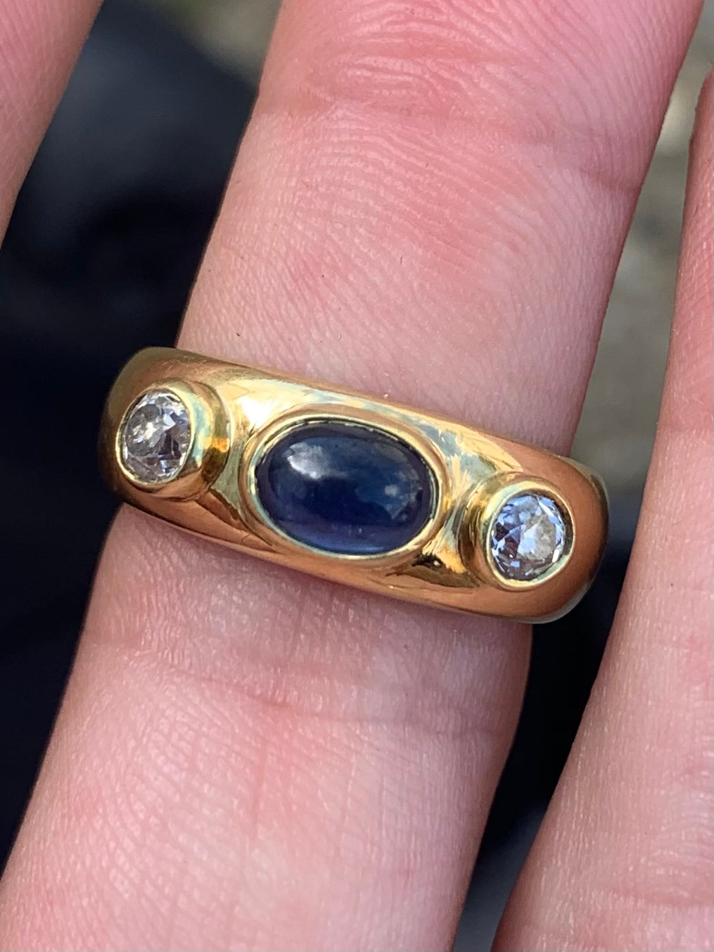 Heavy 18ct Byzantine Style Sapphire & Diamond Ring - 11.28 Grams - P