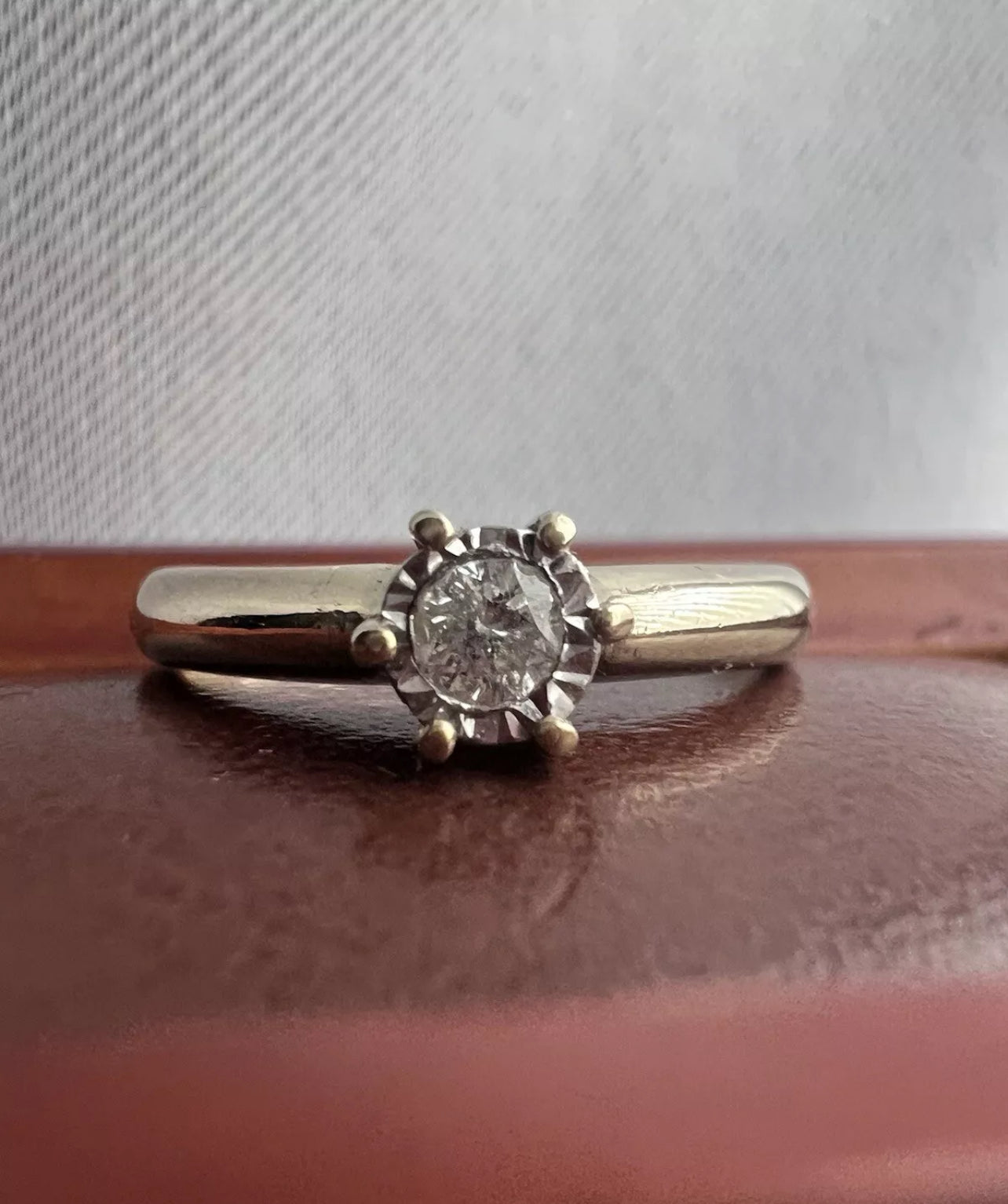 Vintage 9ct Yellow Gold 0.20ct Diamond Set Ring - P