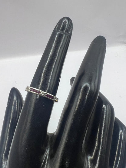Quality 9ct White Gold Ruby & Diamond Ring - N½