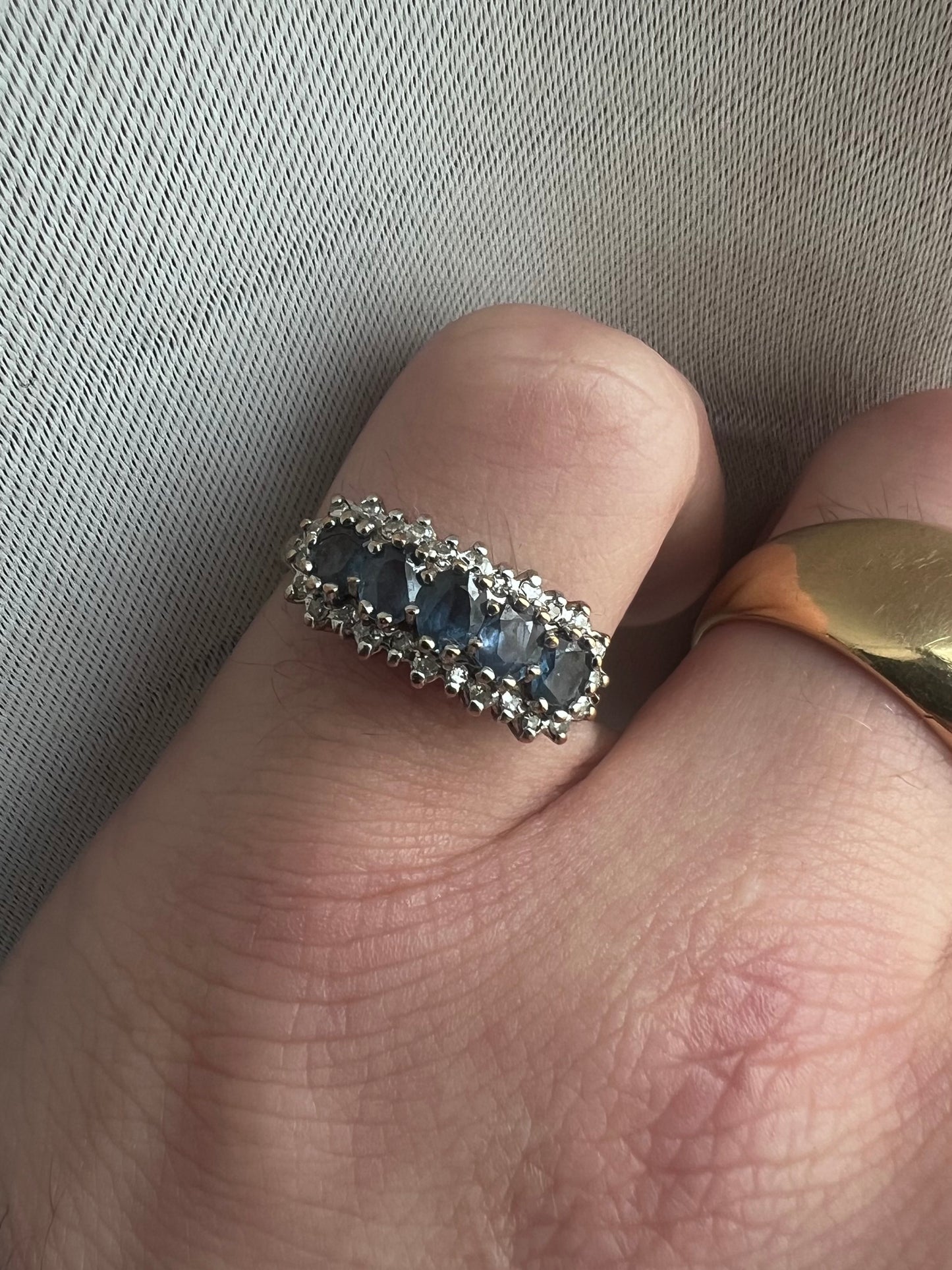 Vintage 9ct Yellow Gold Sapphire & Diamond Cluster Ring - P