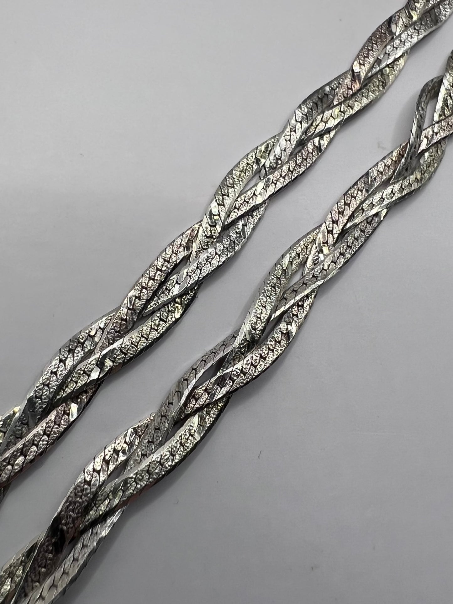 Italian 925 Sterling Silver Herringbone Chain - 9.01 Grams - 16 Inch