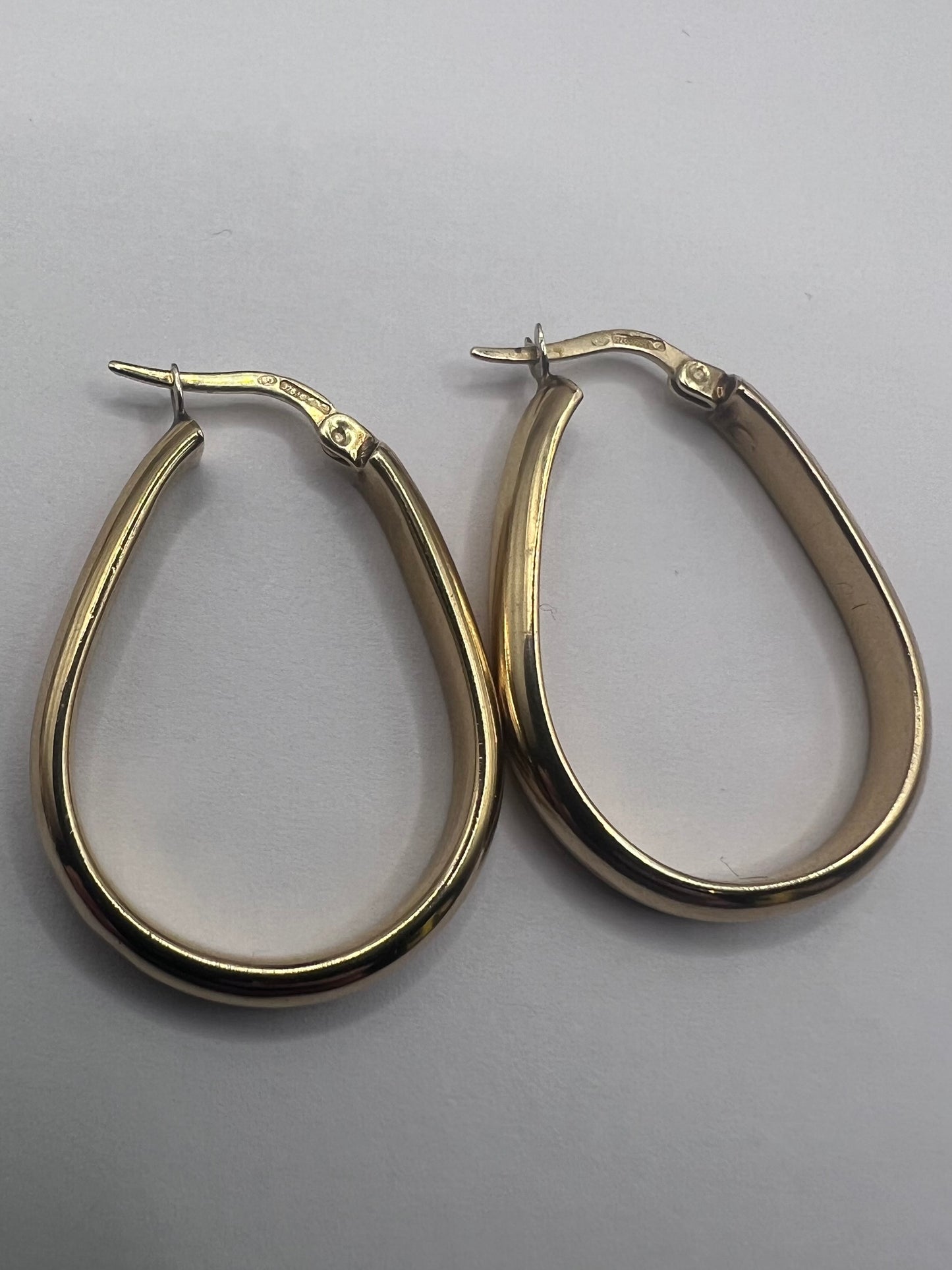 Vintage 9ct Yellow Gold Hoop Earrings • 2.71 Grams