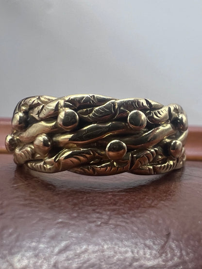 Vintage 9ct Yellow Gold Keeper Ring - O