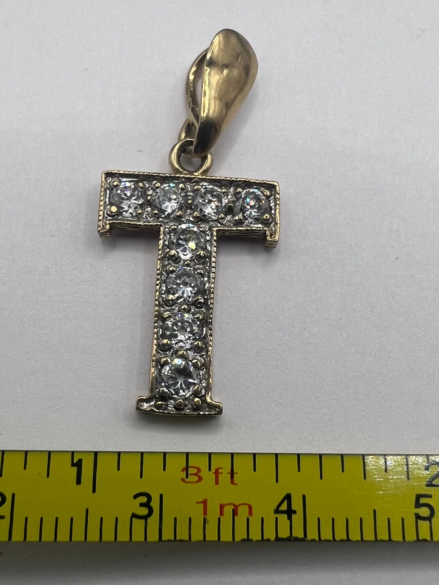 Vintage 9ct Yellow Gold “T” Initial Cz Set Pendant • 2.13 Grams