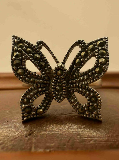 Quality 925 Sterling Silver Butterfly Ring • Size - R • 3.61 Grams