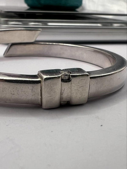 Quality 925 Sterling Silver Hinged Bangle • 19.55 Grams