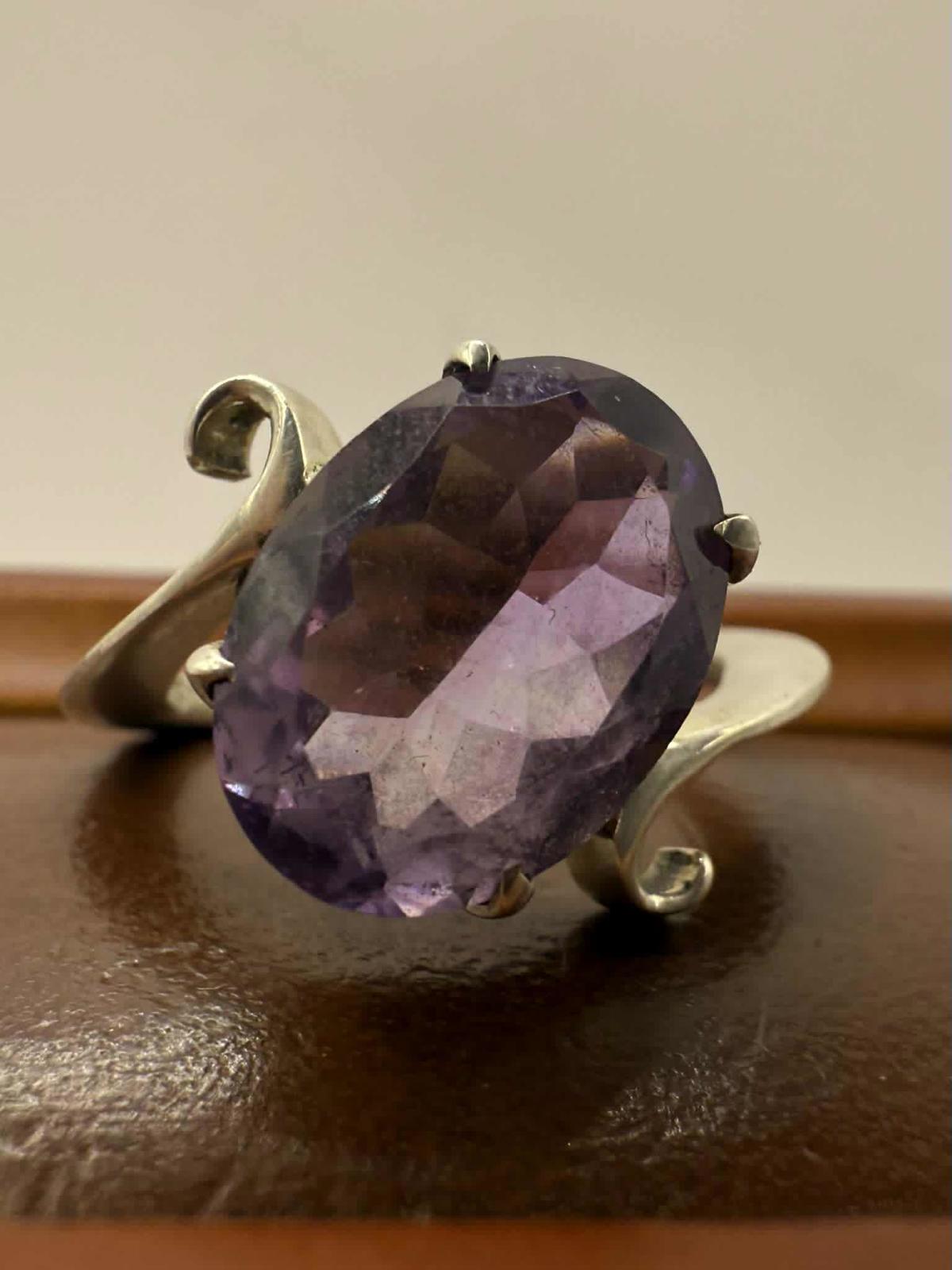 Quality 925 Sterling Silver Amethyst Set Ring • Size - O • 5.47 Grams