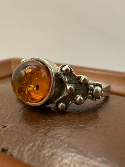 Quality 925 Sterling Silver Amber Set Ring • Size - O½  • 3.21 Grams