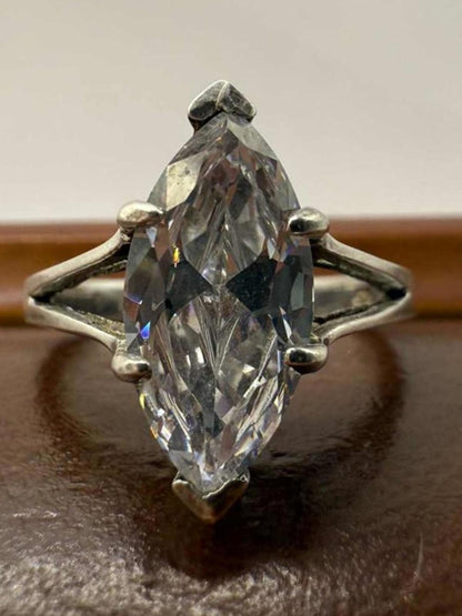 Quality 925 Sterling Silver Stone Set Ring • Size - N • 3.61 Grams