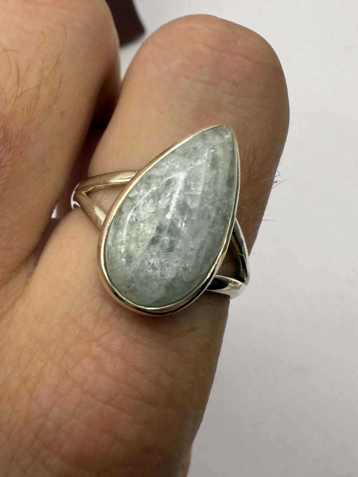 Quality 925 Sterling Silver Aquamarine Crystal • Size - V½ • 6.01 Grams