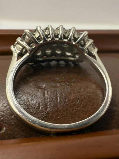 Quality 925 Sterling Silver Clear Stone Cluster Ring  • Size - P • 3.96 Grams