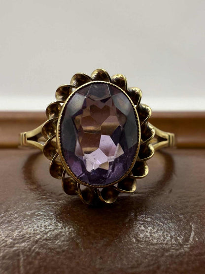 Vintage 9ct Yellow Gold Amethyst Set Ring • Size - N • 2.48 Grams