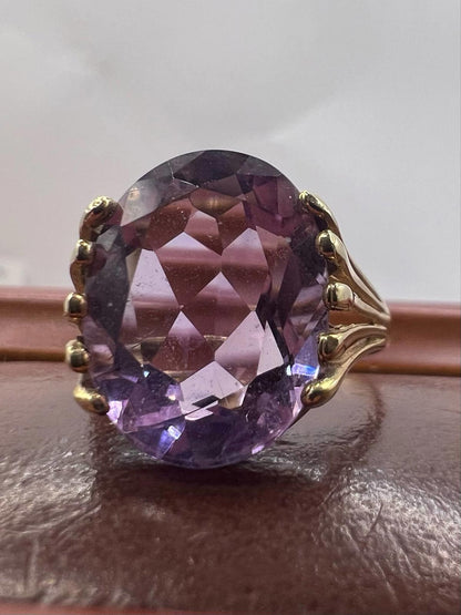 Vintage 9ct Yellow Gold Amethyst Set Ring • 3.36 Grams  • Size - O