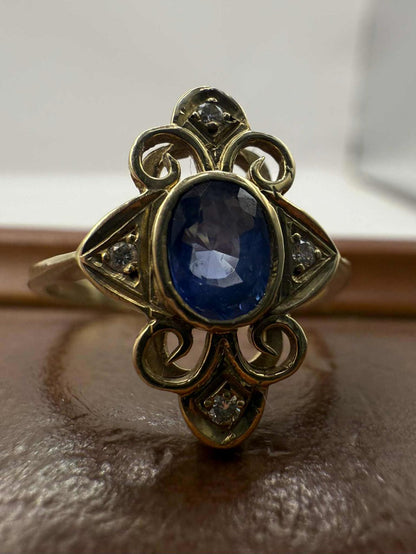Vintage 9ct Yellow Gold Pale Sapphire & Diamond Ring • Size - M • 2.27 Grams