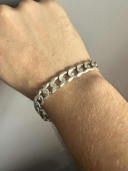 Quality 925 Sterling Silver Curb Bracelet • 25.04 Grams • 8 Inch