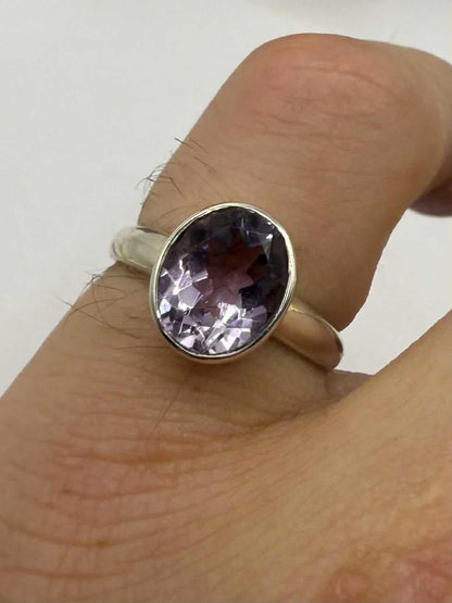 Quality 925 Sterling Silver Amethyst Set Ring • Size - M • 2.66 Grams