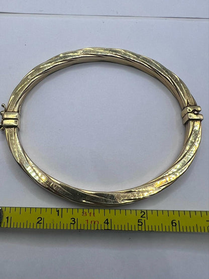 Vintage 9ct Italian Gold UnoAErre Bangle • 8.13 Grams