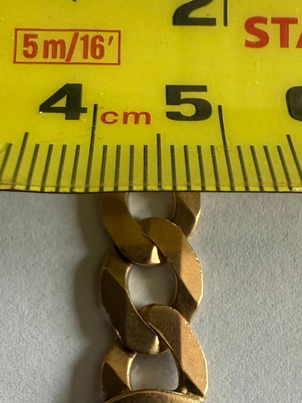 Quality 9ct Yellow Gold Curb Chain - 23 Inch - 44.51 Grams