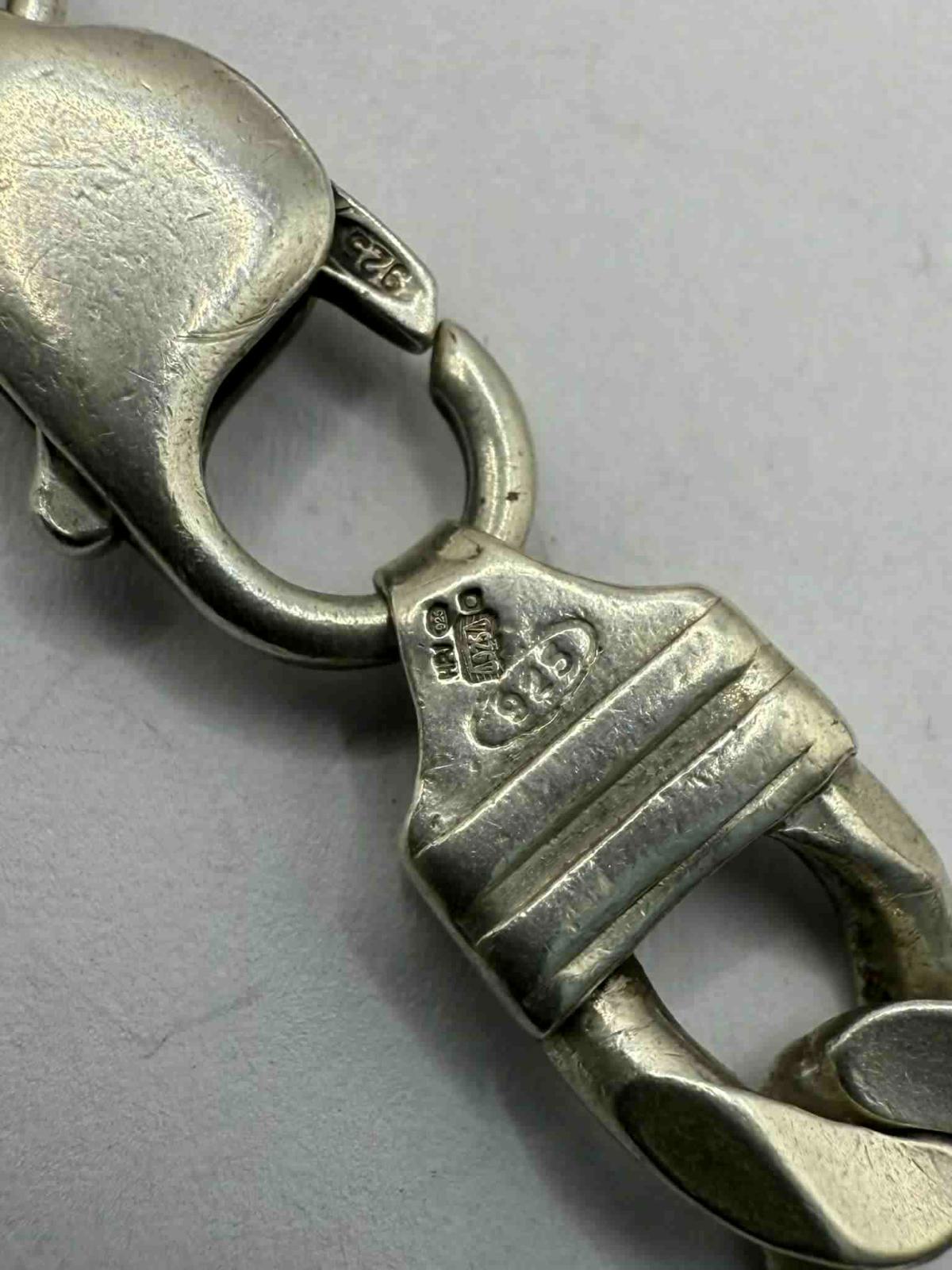 Quality 925 Sterling Silver Curb Bracelet • 25.04 Grams • 8 Inch