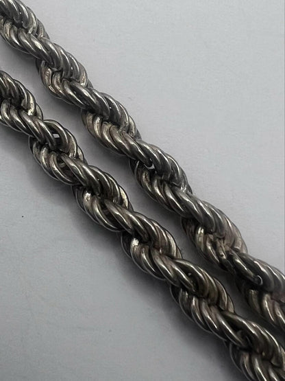 Quality 925 Sterling Silver Rope Necklace - 15.12 Grams - 18"