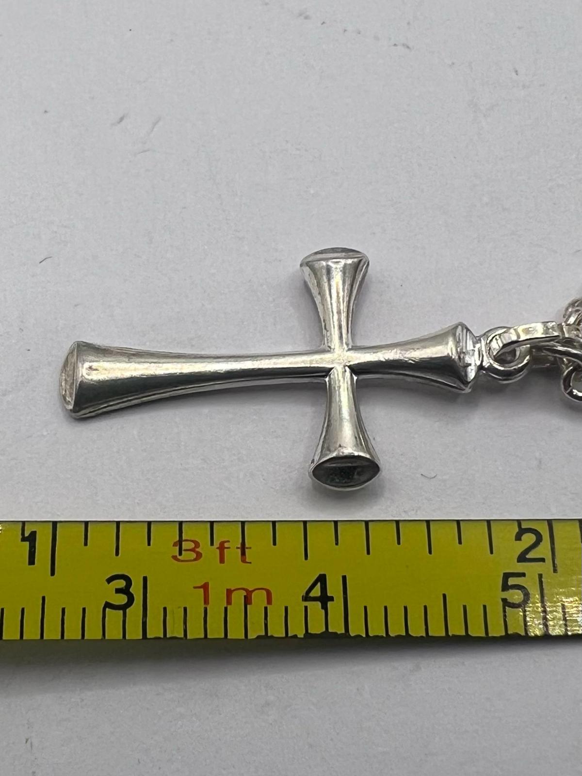 Quality 925 Sterling Silver Cross & Chain Set - 9.69 Grams - 24 Inch