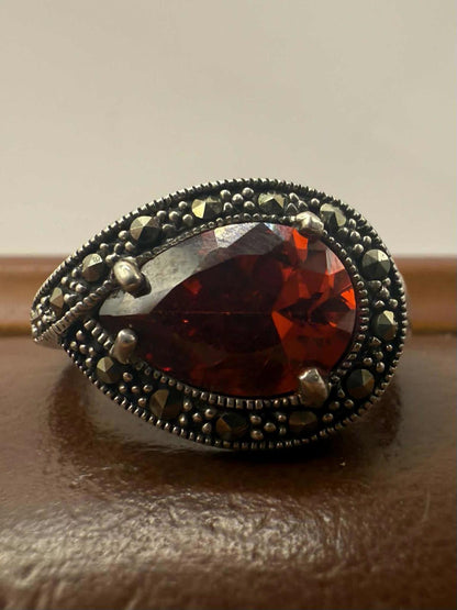 Quality 925 Sterling Silver Red Stone Cluster Ring • Size - Q • 4.46 Grams