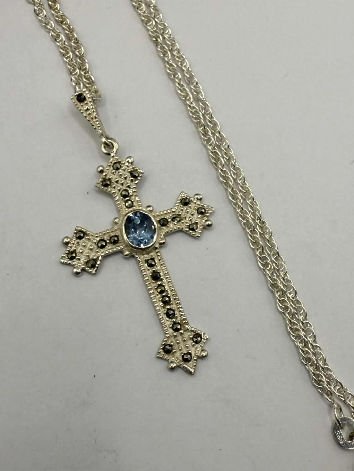 Quality 925 Sterling Silver Stone Set Cross Pendant & Chain • 7.34 Grams