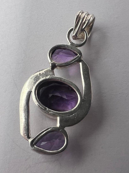 Quality 925 Sterling Silver Amethyst Set Pendant - 4.85 Grams
