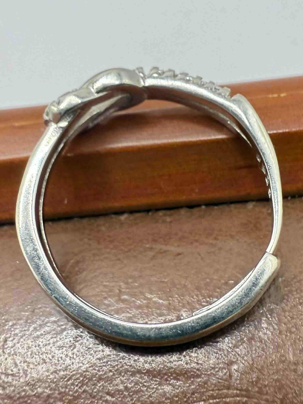 Quality 925 Sterling Silver Adjustable Bow Ring • Size - O • 2.50 Grams