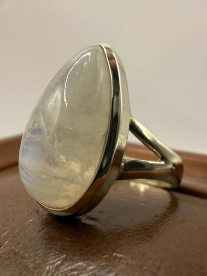 Quality 925 Sterling Silver Crystal Set Ring • Size - K½ • 5.58 Grams