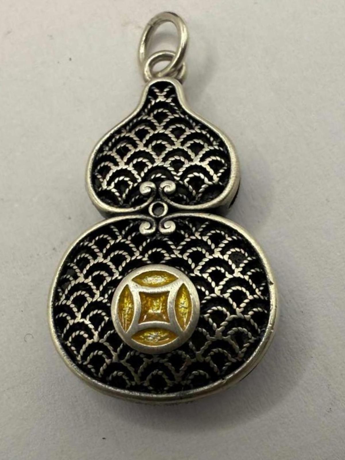 Quality 999 Fine Silver Double Sided Enamel Design Pendant - 4.18 Grams