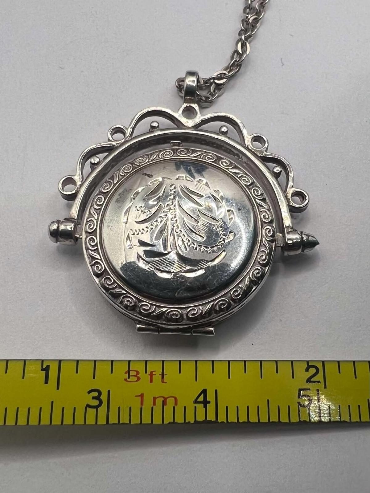 Vintage 925 Sterling Silver Locket & Chain Set - 20 Inch - 6.25 Grams