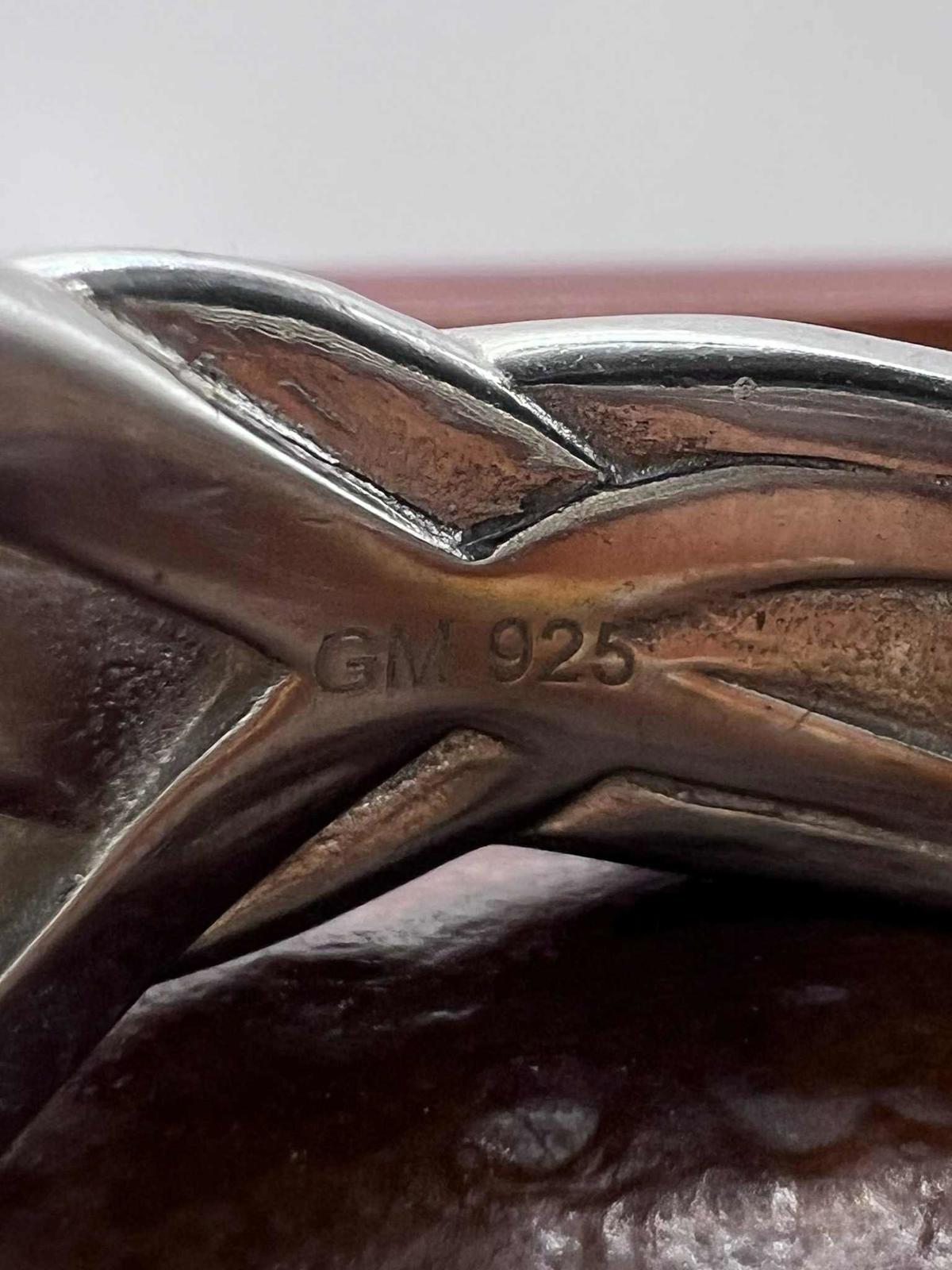Quality 925 Sterling Silver Puzzle Ring • 7.95 Grams • Size - P