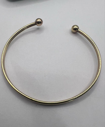 Vintage 9ct Yellow Gold Torque Bracelet • 2.65 Grams