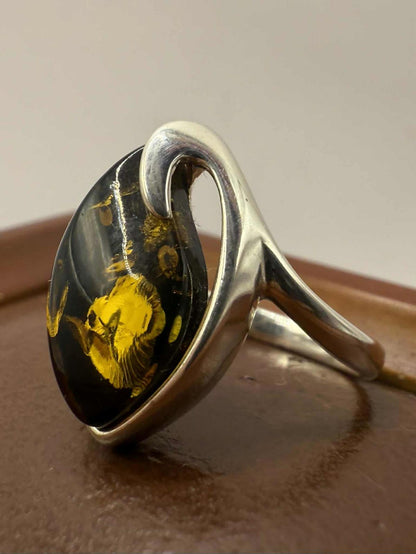 Quality 925 Sterling Silver Amber Set Ring • Size - L • 3.21 Grams