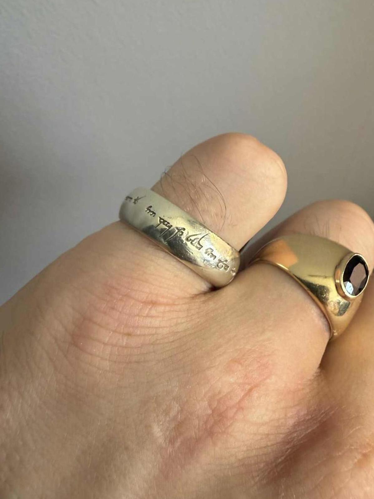 Quality 9ct White Gold Lord Of The Rings Wedding Band • 8.27 Grams • Size - S½