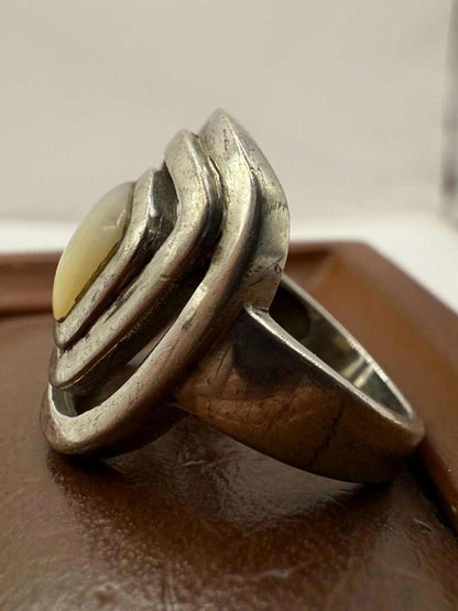 Quality 925 Sterling Silver Stone Set Ring • Size - M • 6.49 Grams