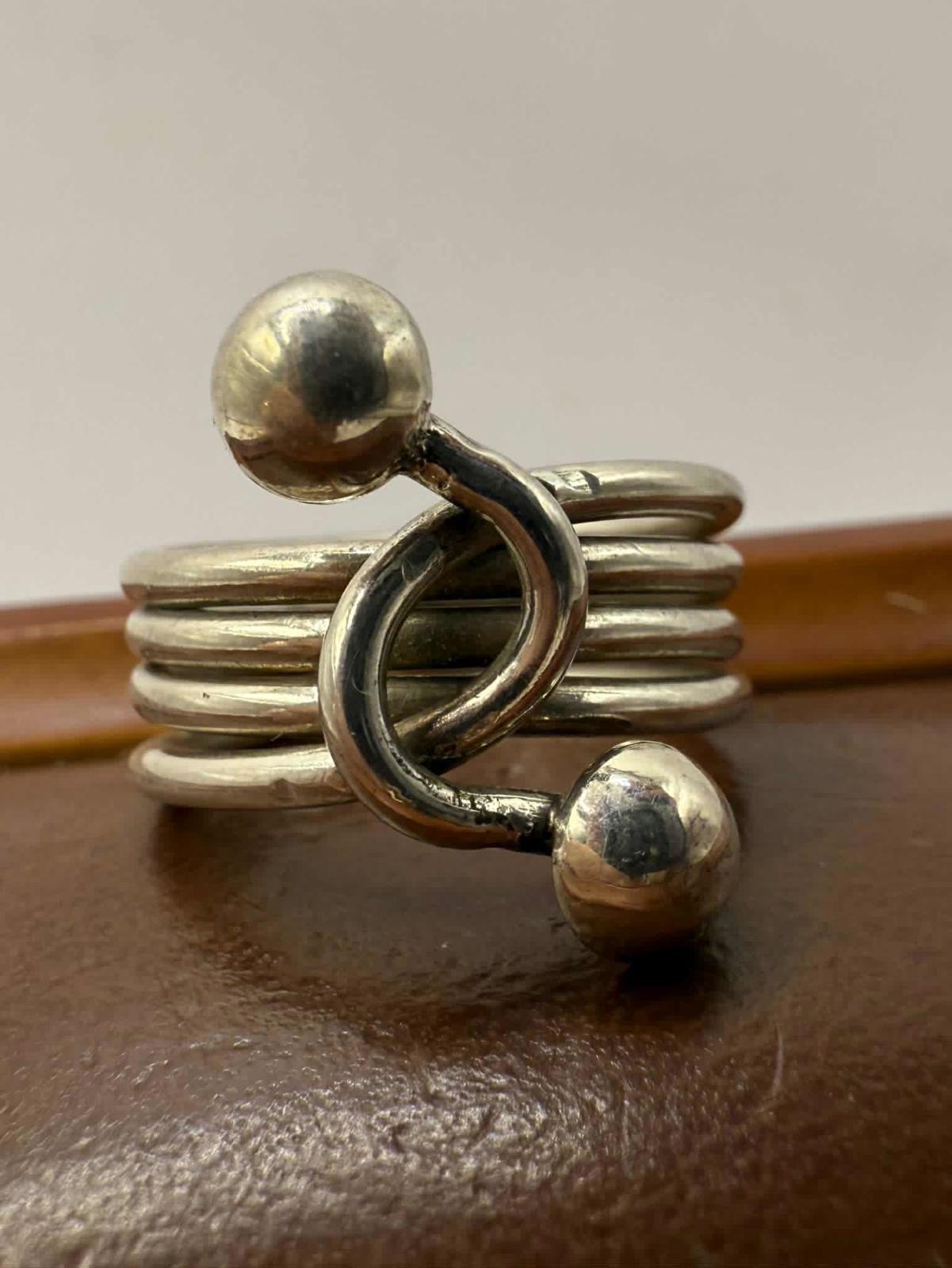 Quality 925 Sterling Silver Cross Over Ring • Size - O½ • 7.50 Grams